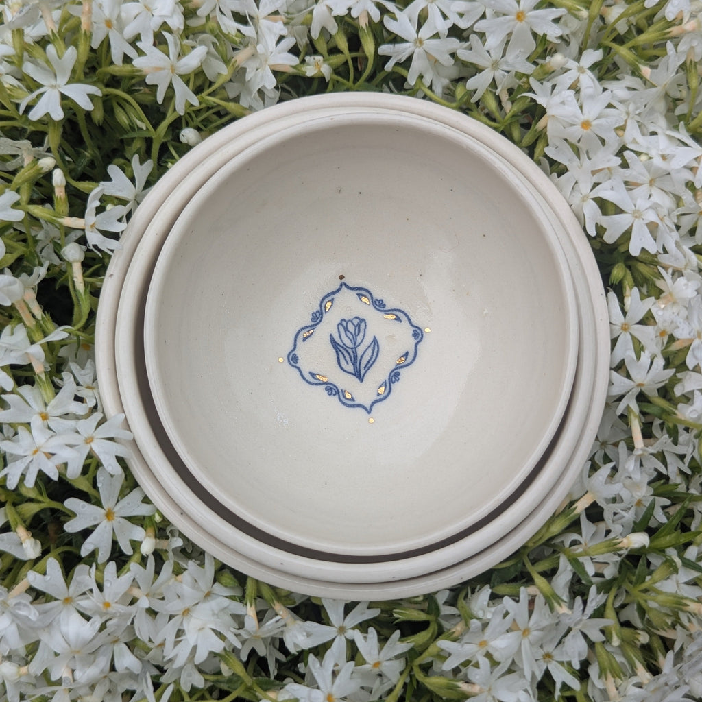 Porcelain Nesting Bowl Set (3 mini bowls)
